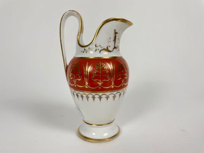 PARIS
Part of an Empire period tea service...