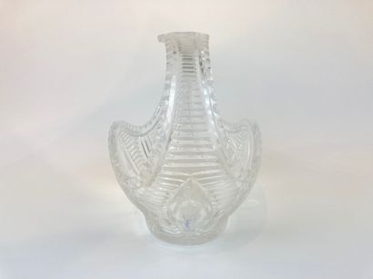 Oval basket, XXth, cut crystal, l. 26 cm...