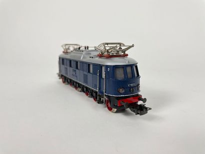 MÄRKLIN (H0)
3923, 1835 DB E series engine...