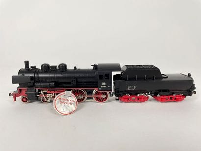 MÄRKLIN (H0)
3098, locomotive 230 série 38...