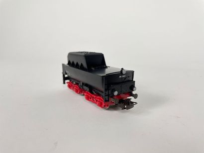 MÄRKLIN (H0)
3098, locomotive 230 série 38...