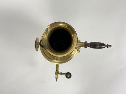 RUSSIE
Samovar, late 19th century, brass,...