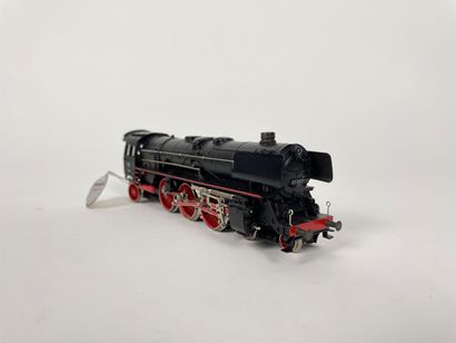 MÄRKLIN (H0)
3948, Pacific 01 DB locomotive...