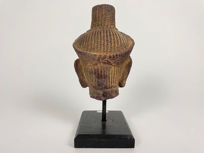 CAMBODGE
Khmer deity's head, 20th-21st century,...