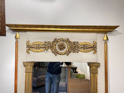 Restoration trumeau, 19th century, gold lacquered...