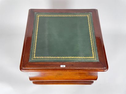 Louis-Philippe step ladder with a shutter...