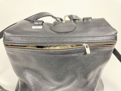 DELVAUX - BRUXELLES
Black grained leather...