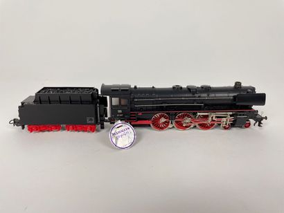 MÄRKLIN (H0)
3948, Pacific 01 DB locomotive...