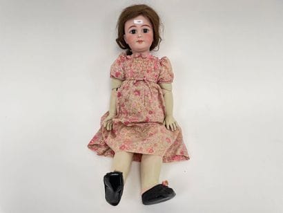 DEP
Antique doll with porcelain head, mark,...
