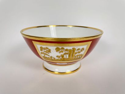 PARIS
Part of an Empire period tea service...