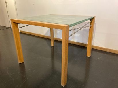 LIGNE ROSET
Table à dîner carrée à allonges...