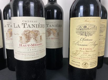 BORDEAUX
Lot de sept bouteilles :
- (MÉDOC),...