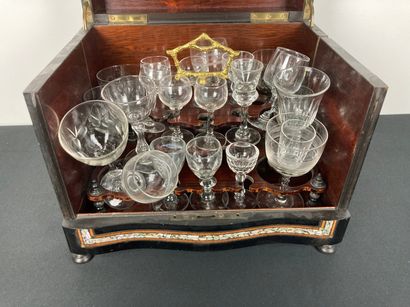 Cave à liqueurs d'époque Napoléon III, seconde...