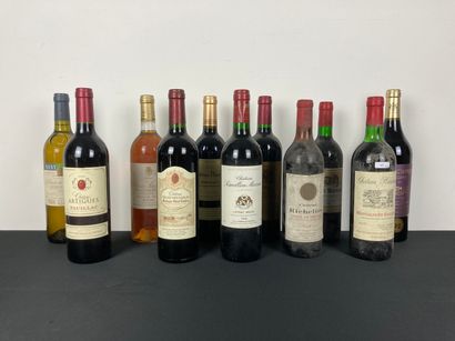 BORDEAUX
Varia de onze bouteilles [altérations...