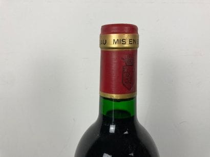BORDEAUX (SAINT-ÉMILION-GRAND-CRU)
Château...