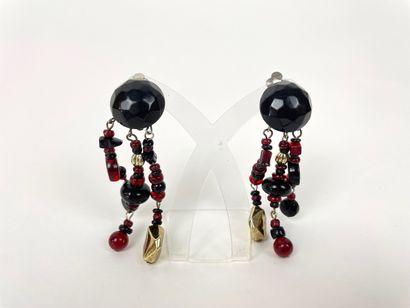 Deux paires de boucles d'oreille Vintage...