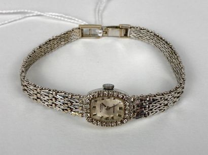 LE MONDE
Montre-bracelet de dame en or blanc...