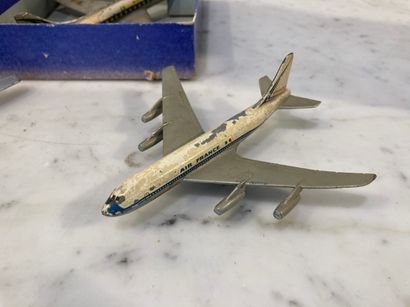 DINKY SUPERTOYS
Ensemble de deux avions :...
