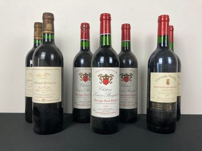 BORDEAUX
Lot de sept bouteilles :
- (SAINT-ÉMILION),...