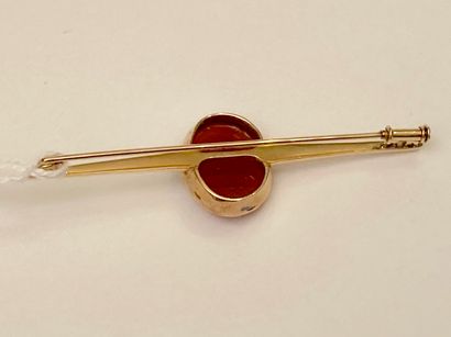 Barrette en or jaune (750 millièmes) sertie...