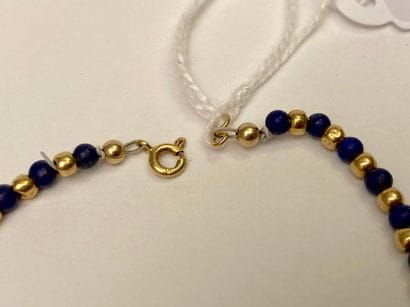 Bracelet en or jaune et lapis-lazuli, l....