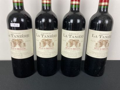 BORDEAUX
Lot de sept bouteilles :
- (MÉDOC),...