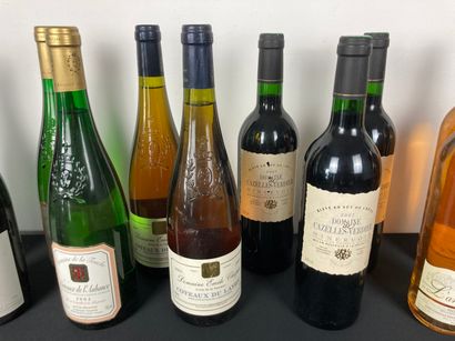 FRANCE
Lot de treize bouteilles :
- LANGUEDOC...