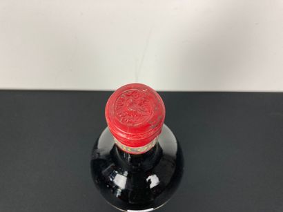 BORDEAUX (POMEROL)
Petrus 1945 (rouge), un...
