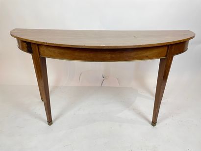 Table-console en demi-lune, XIXe, bois souligné...