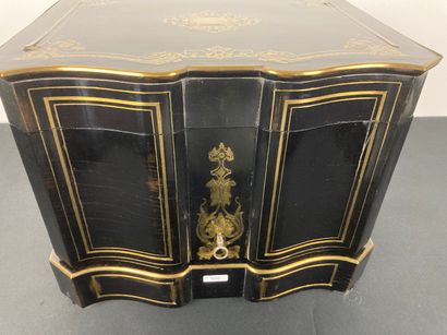 Cave à liqueurs d'époque Napoléon III, seconde...