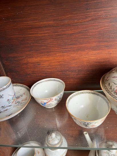 CHINE, XVIIIème, bel ensemble de pièces diverses...