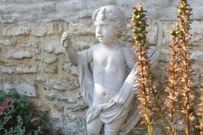 Statue en pierre ancienne 
