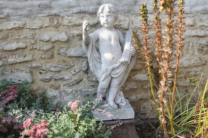 Statue en pierre ancienne 