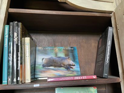 Lot en tout genre sur la chasse (voir photos,...