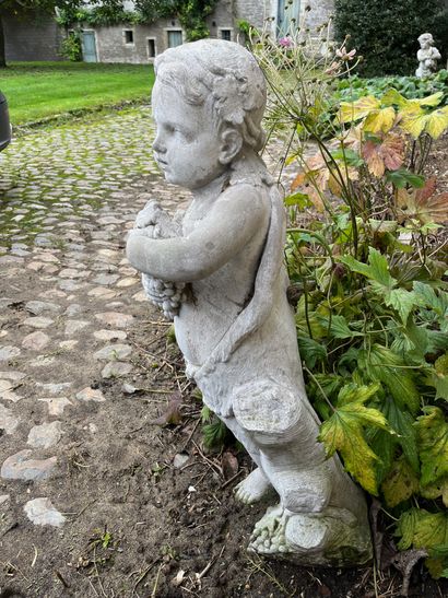 Statue en pierre ancienne 