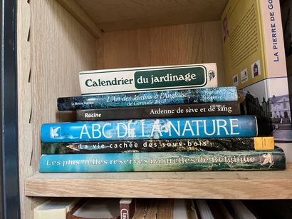 Lot de livres en tout genre sur les chevaux...