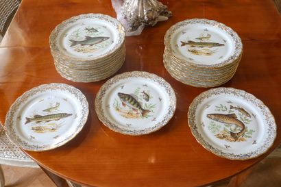 FRANCE, LIMOGES (CHADELAUD, imperiale porcelaine),...