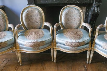 JACOB G. (1739-1765), suite de quatre fauteuils...