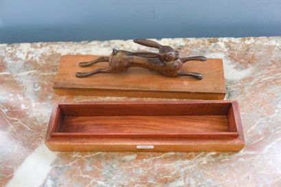 Boîte au lièvre en bois, 12,5x30x7,5 cm.