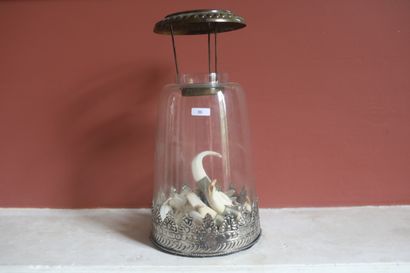 Vase à défenses de sanglier, ht 34,5 cm.
