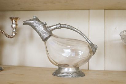 Carafe à vin, XXème, avec bec et anse en...