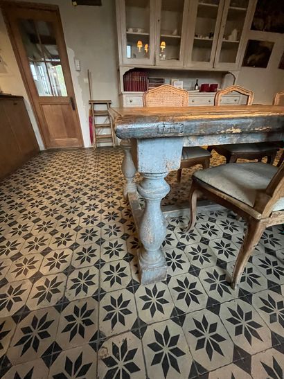 Large charming patinated wood table, 79x259x99...