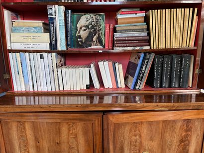 Lot de livres divers, principalement sur...