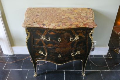 CRIAERD Mathieu, commode à deux tiroirs en...