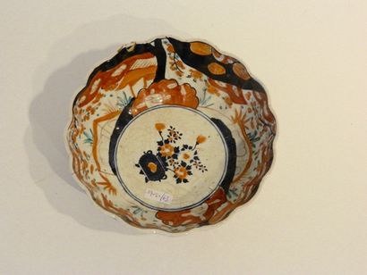 CHINE
Bol polylobé à décor Imari, dynastie...