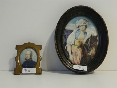 Lot de deux miniatures ovales, XIXe : 