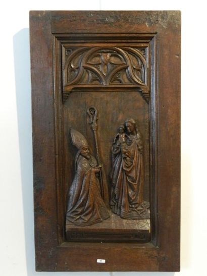 Panneau orné d'une Vierge à l'Enfant et d'un...