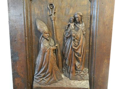 Panneau orné d'une Vierge à l'Enfant et d'un...