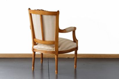 Fauteuil en cabriolet de style Louis XVI,...