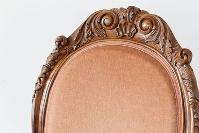 Suite de huit chaises de style Napoléon III...